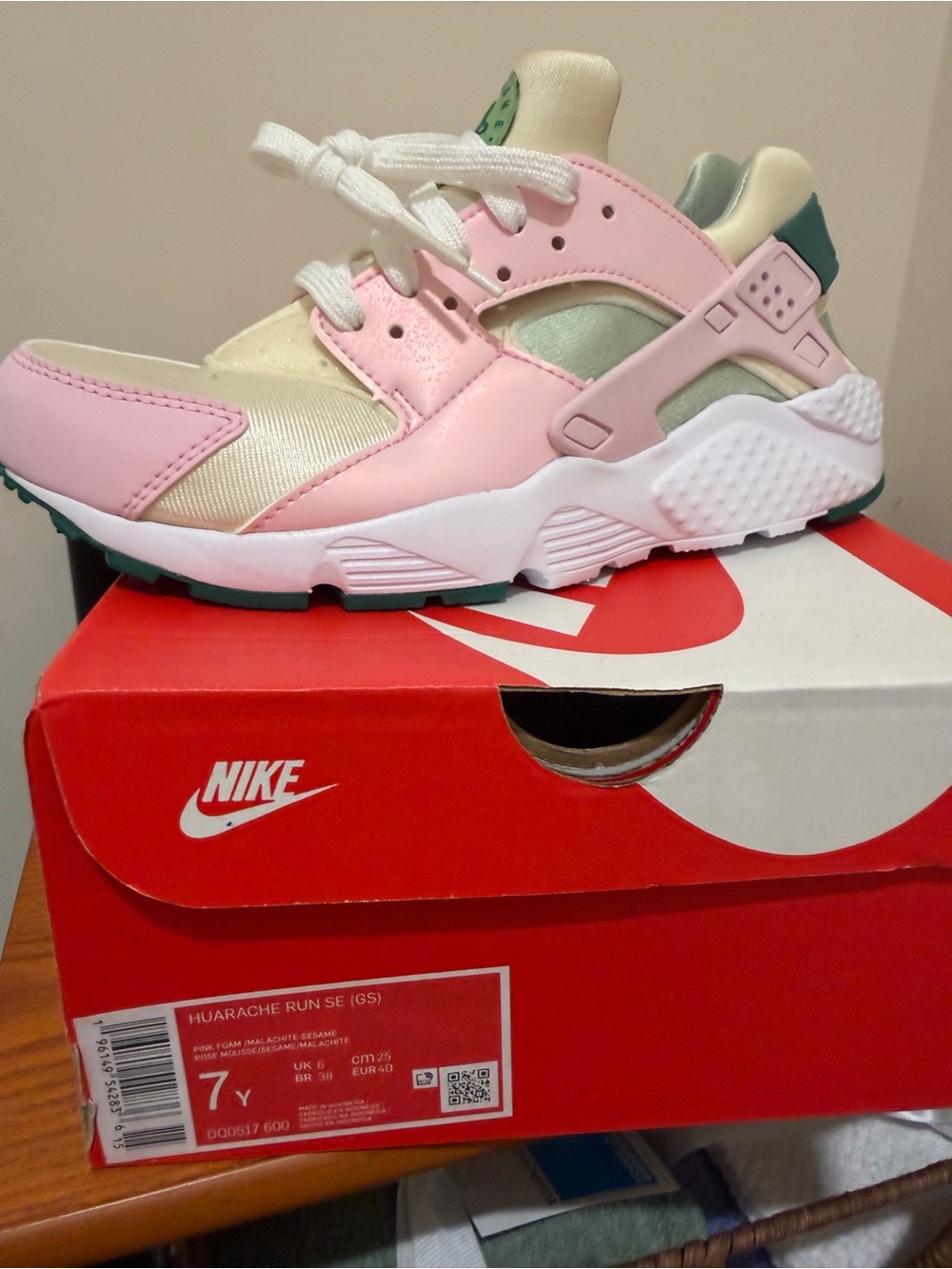 Nike Kids Pink and Cream Huarache Run Sneaker